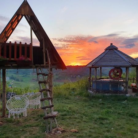 Log Cabin Uvac Nova Varoš Екстериор снимка