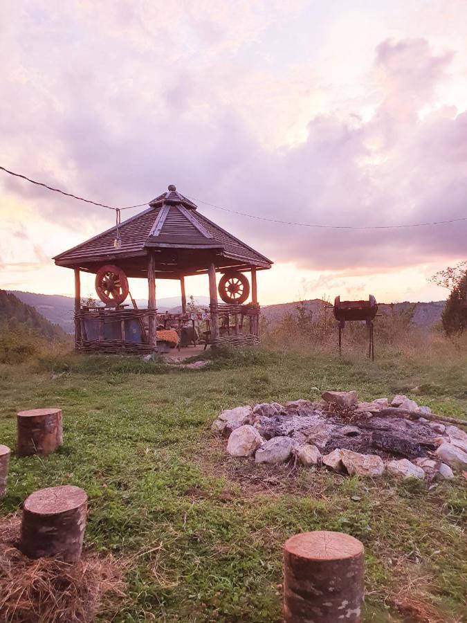 Log Cabin Uvac Nova Varoš Екстериор снимка