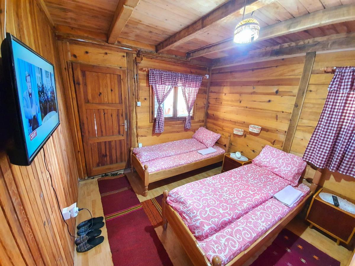 Log Cabin Uvac Nova Varoš Екстериор снимка
