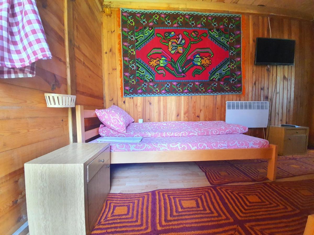 Log Cabin Uvac Nova Varoš Екстериор снимка