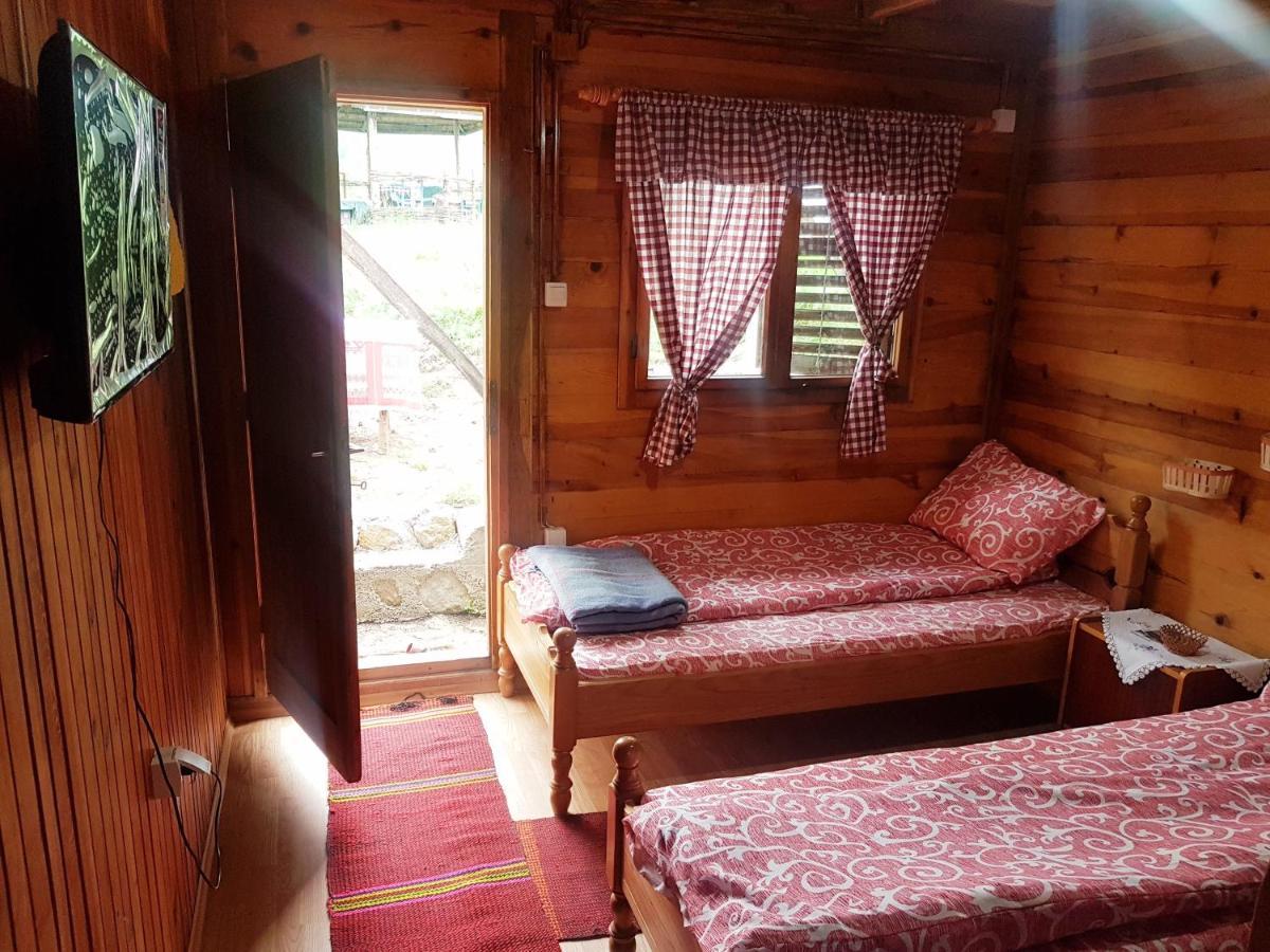 Log Cabin Uvac Nova Varoš Екстериор снимка